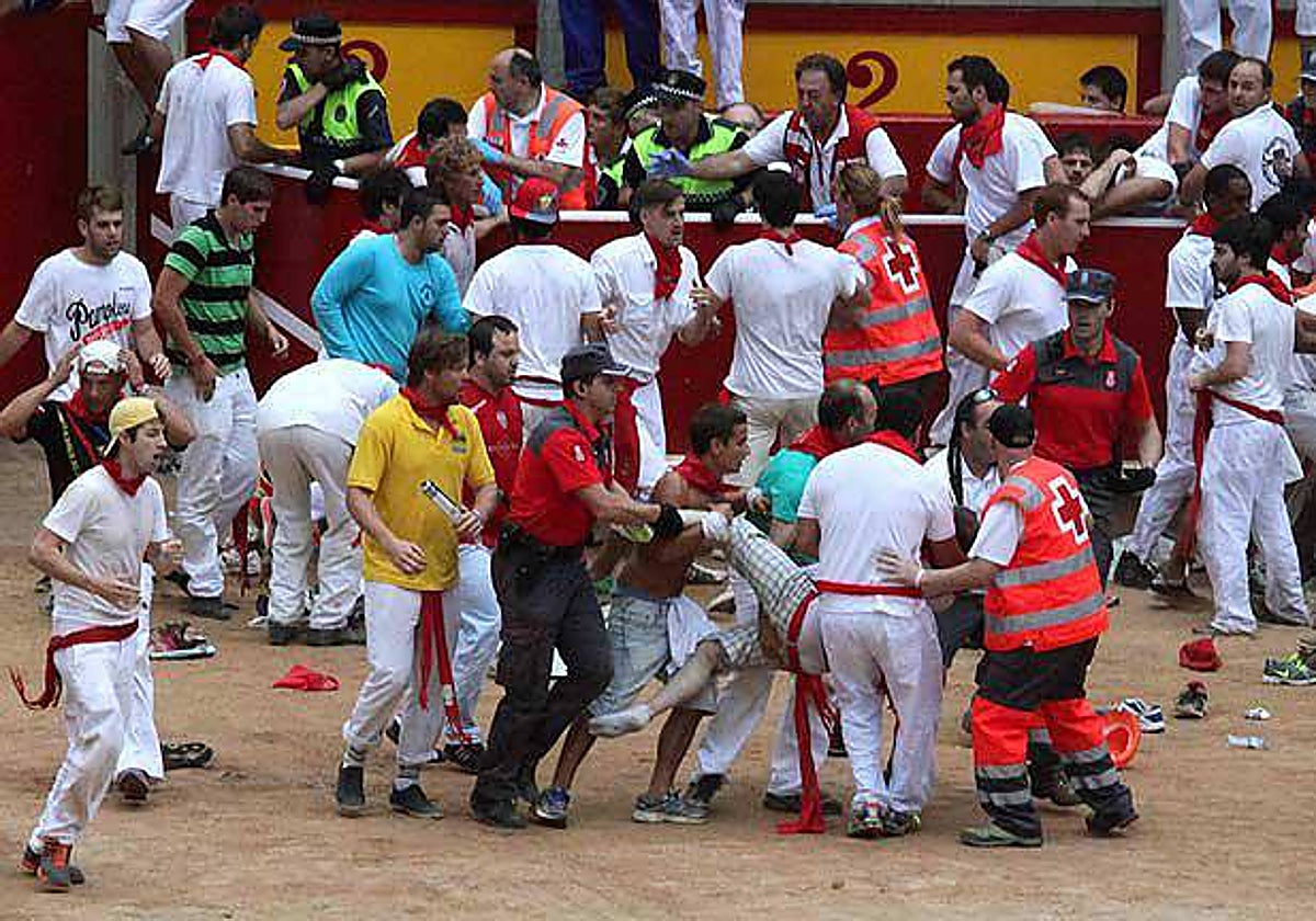 Jon Mendoza, en 2013, en el momento de ser llevado a la enfermería