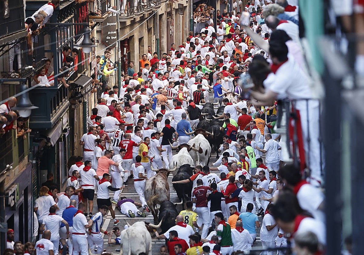 Inicio del séptimo encierro de los Sanfermínes 2023