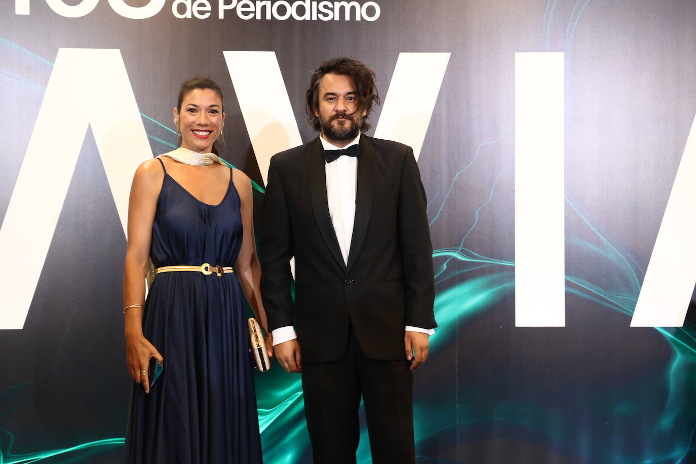 Manuel Jabois y su hermana Elena en la gala de los Cavia 2023