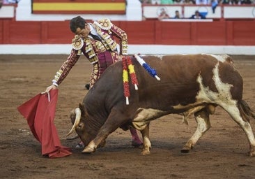 Apabullante gobierno de Luque en una corrida vacía
