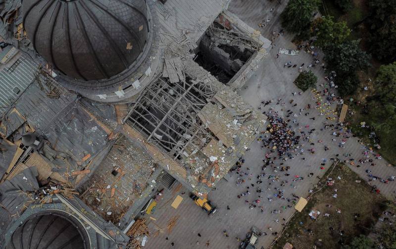 Kiev acusó a Rusia de "destruir" la catedral como parte de una campaña para dañar "sistemáticamente" a la Iglesia ortodoxa en el país.