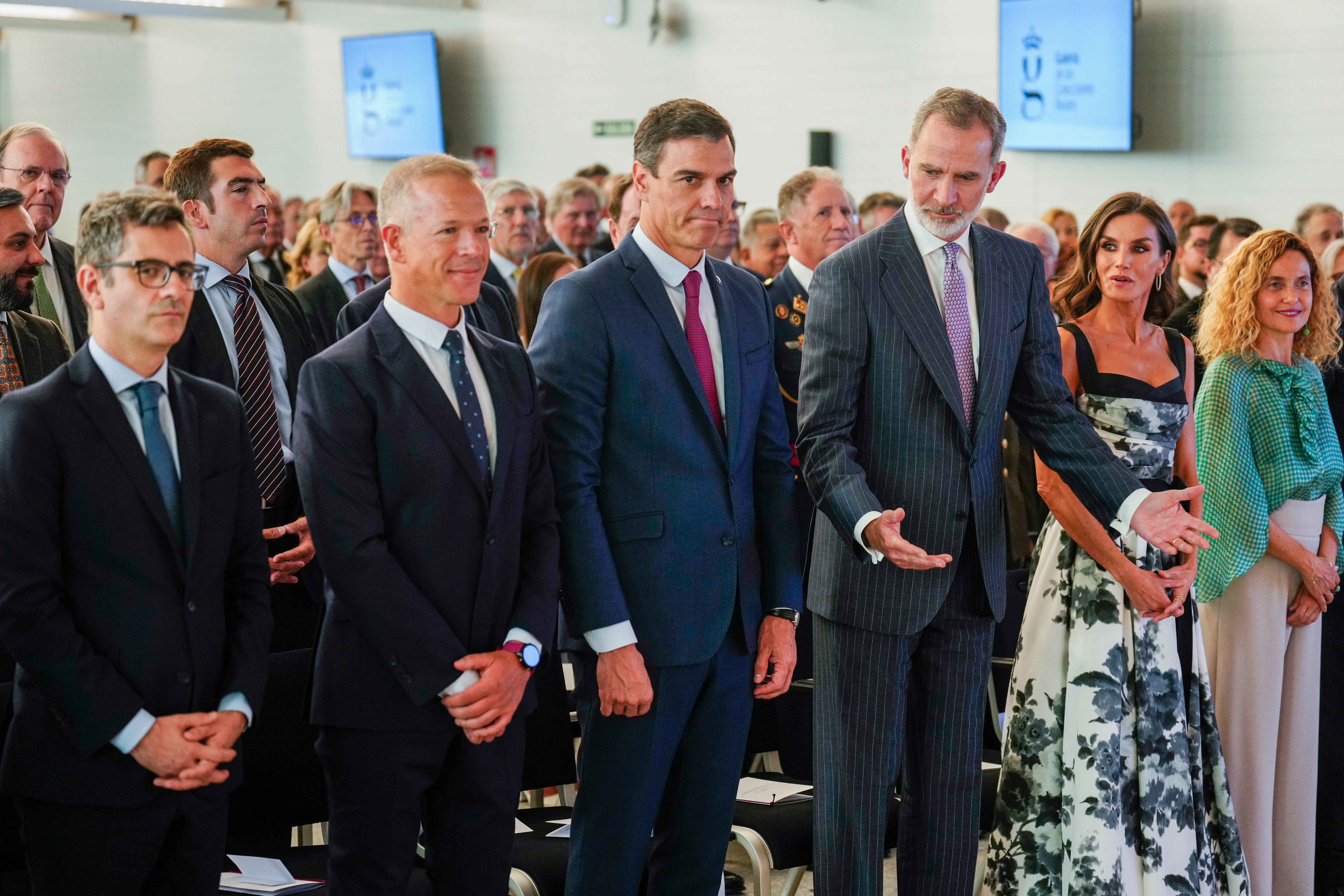 Los reyes Felipe VI y Letizia, inauguran la Galería de las Colecciones Reales, acompañados por el presidente del Gobierno, Pedro Sánchez, el ministro de la Presidencia, Relaciones con las Cortes y Memoria Democrática, Félix Bolaños, la presidenta del Congreso, Meritxell Batet, y el presidente del Senado, Ander Gil, entre otros
