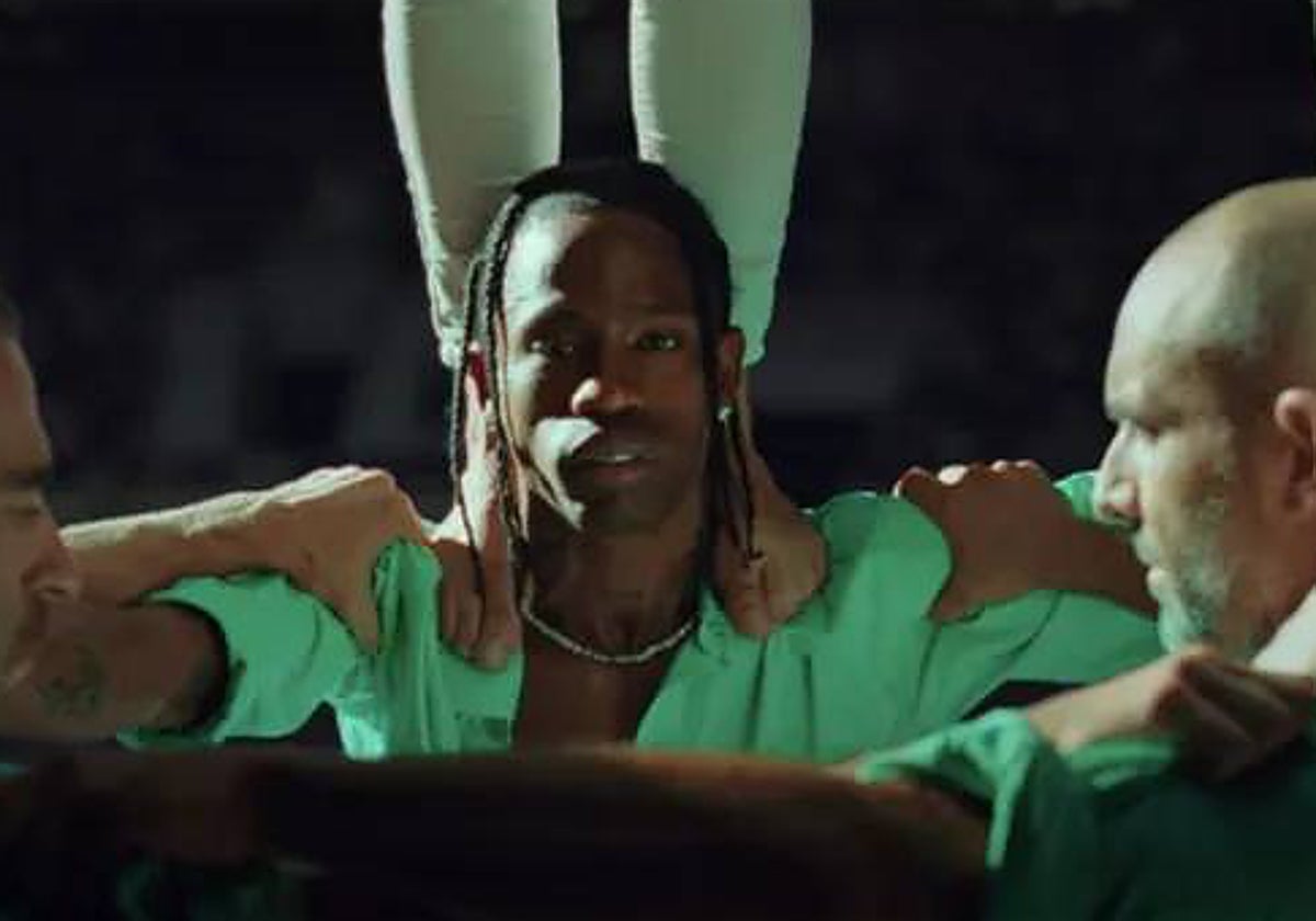 Travis Scott, en un momento del videoclip