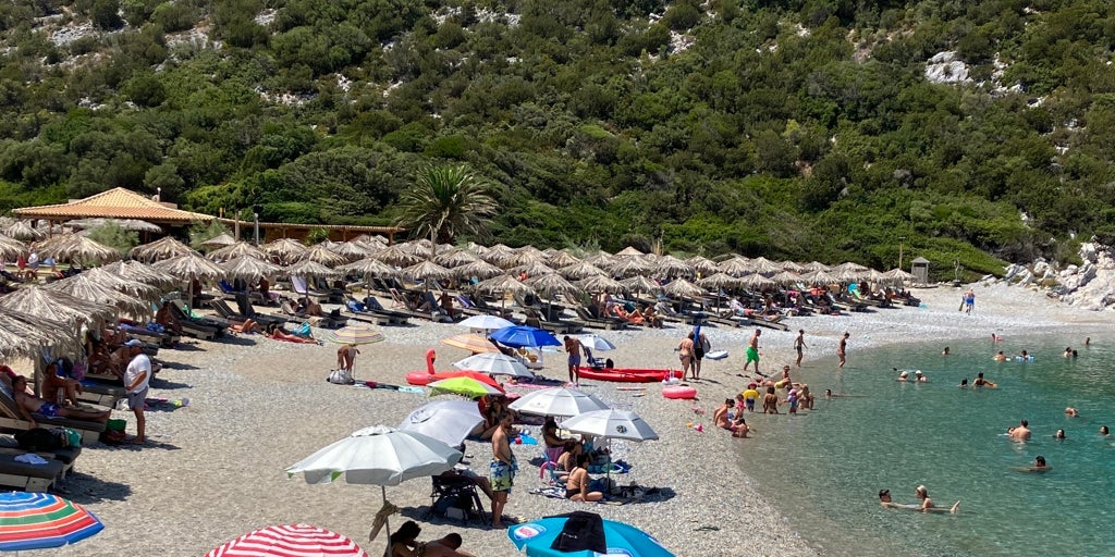 More than 40 businessmen arrested after “Towel Movement” protests in Greece