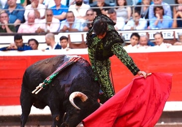 Bárbaro Perera con un Pintor de seco disparo