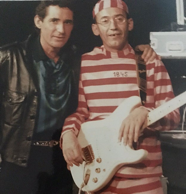 Migul Ríos y Antonio García de Diego, al estilo 'Rock de la cárcel' en un programa de 'Qué noche la de aquel año'