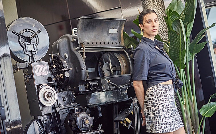 Imagen principal - Elena Martín, directora y protagonista de 'Creatura', que se estrena el viernes 8 de septiembre