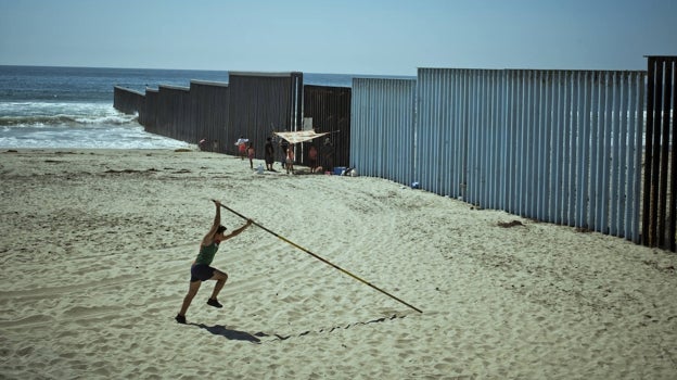 'Inocente Pobre Amigo (en la playa)', de la serie 'Journey to the Center'