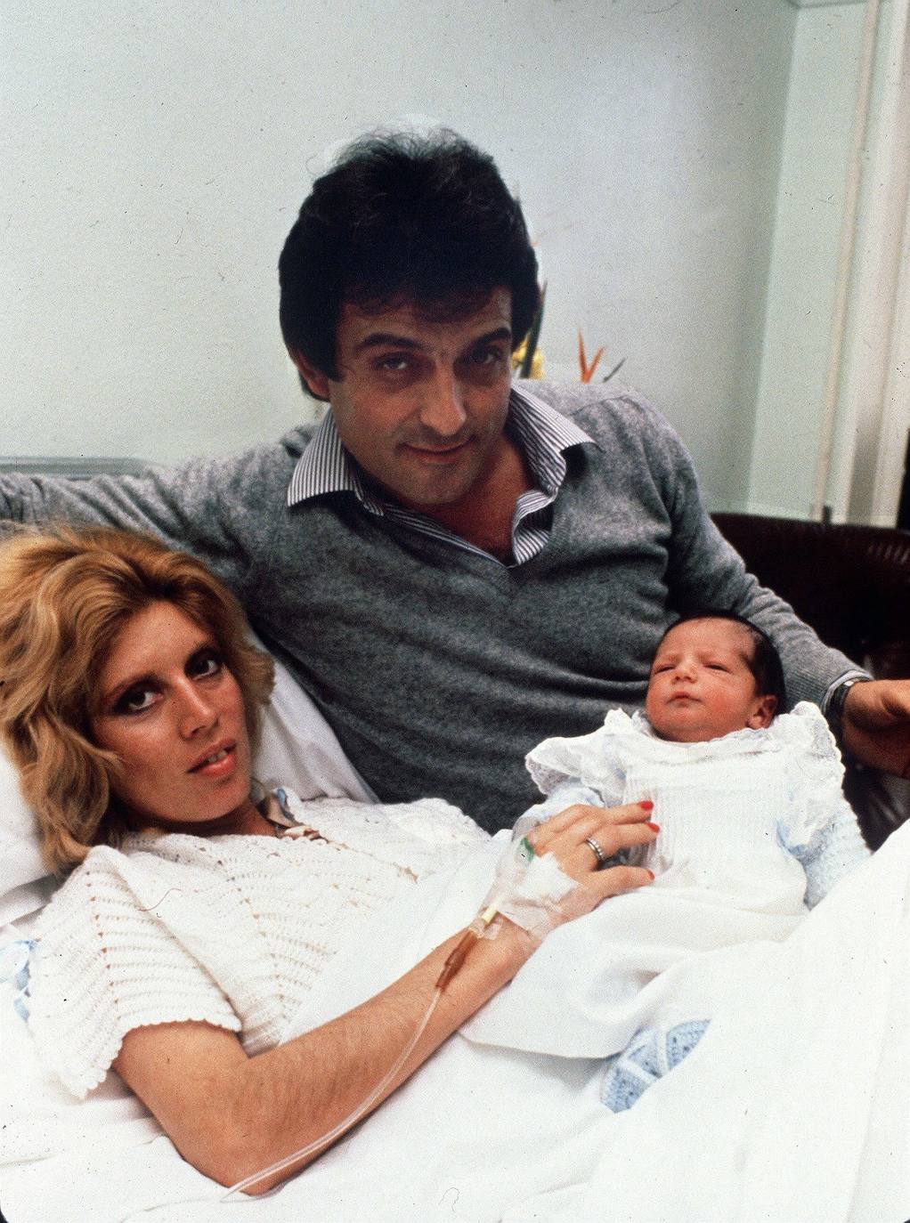 María Jiménez y Pepe Sancho cuando nació su hijo Alejandro