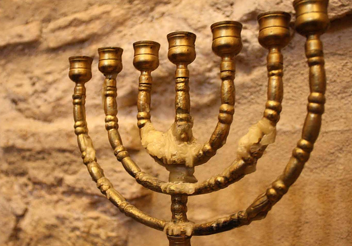 Estos fragmentos rotos