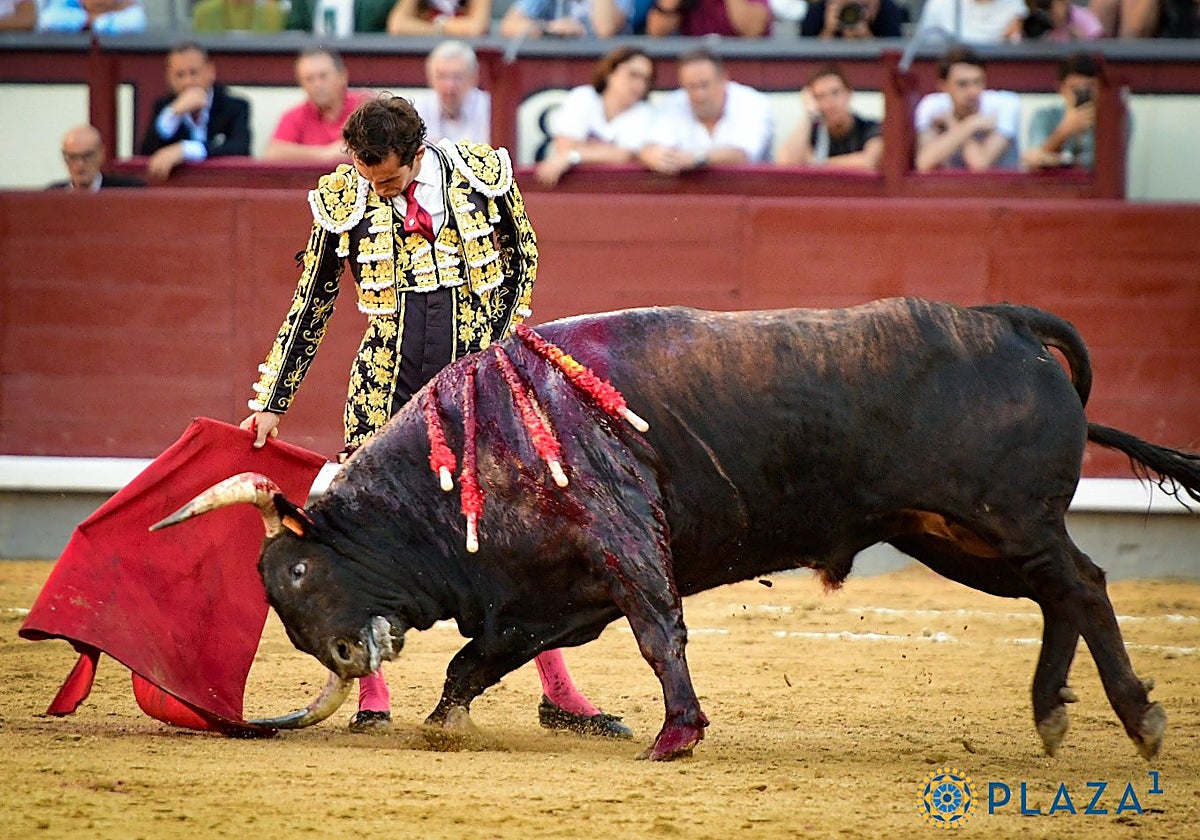 Burdiel con el bonito cuarto