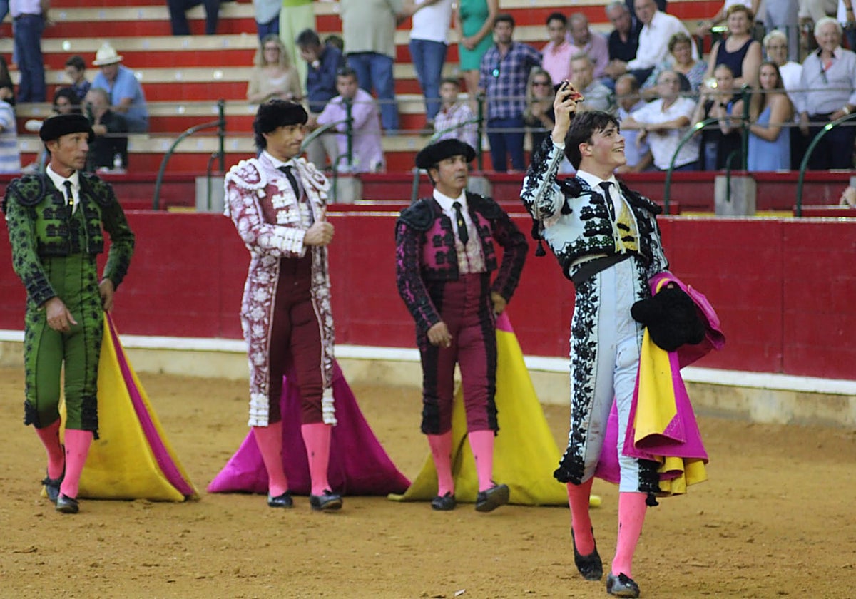 Barroso pasea la oreja