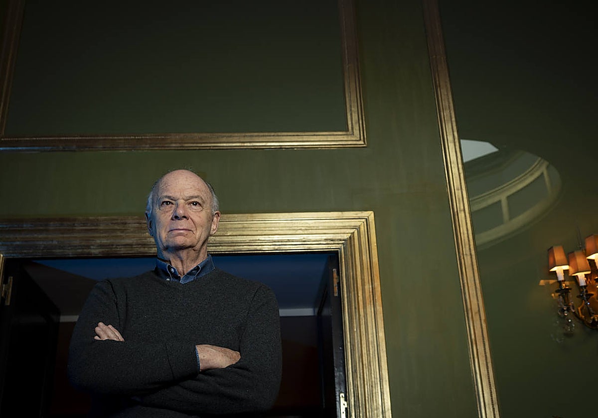 Enrique Krauze, fotografiado al término de la entrevista