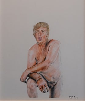 Imagen secundaria 2 - Sobre estas líneas, detalle de 'Always Franco', de Eugenio Merino. A la derecha, 'Make America Great Again', de Ilma Gore. Arriba, estancia con las obras de Charo Corrales y Zoya Falkova