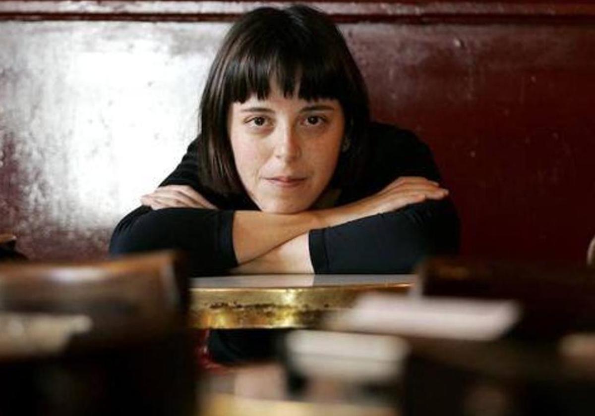 Pilar Adón