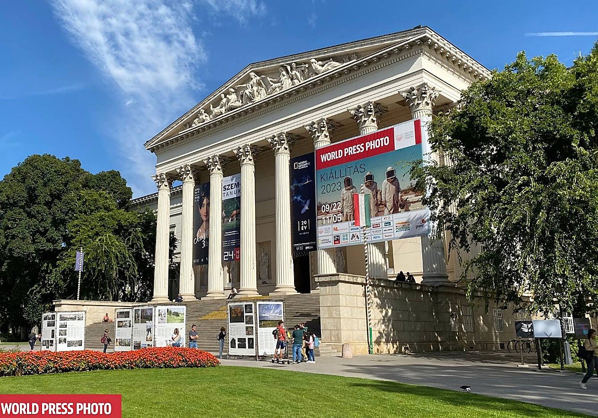 La muestra se inauguró en el Museo Nacional de Hungría el 22 de septiembre