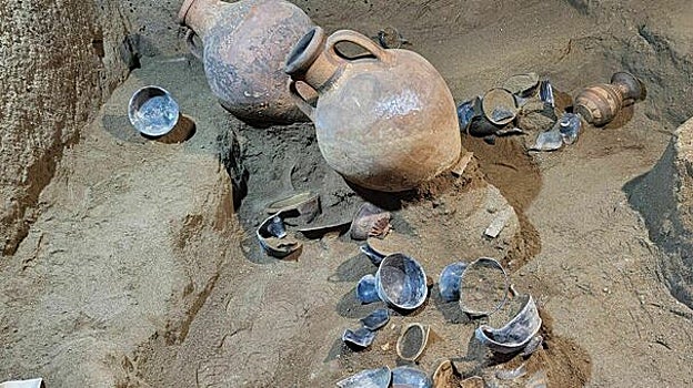 Objetos hallados en la tumba