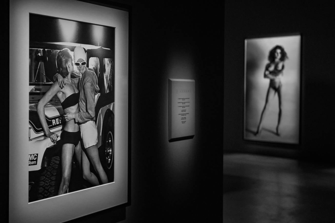Las mejores imágenes de Helmut Newton, el fotógrafo más sensual de la moda