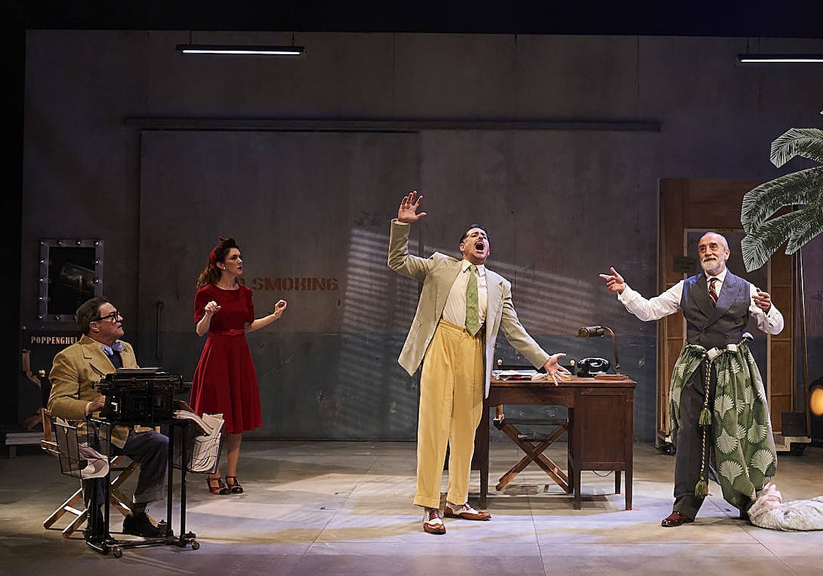 Pedro Mari Sánchez, Carmen Barrantes, José Bustos y Gonzalo de Castro, en la obra