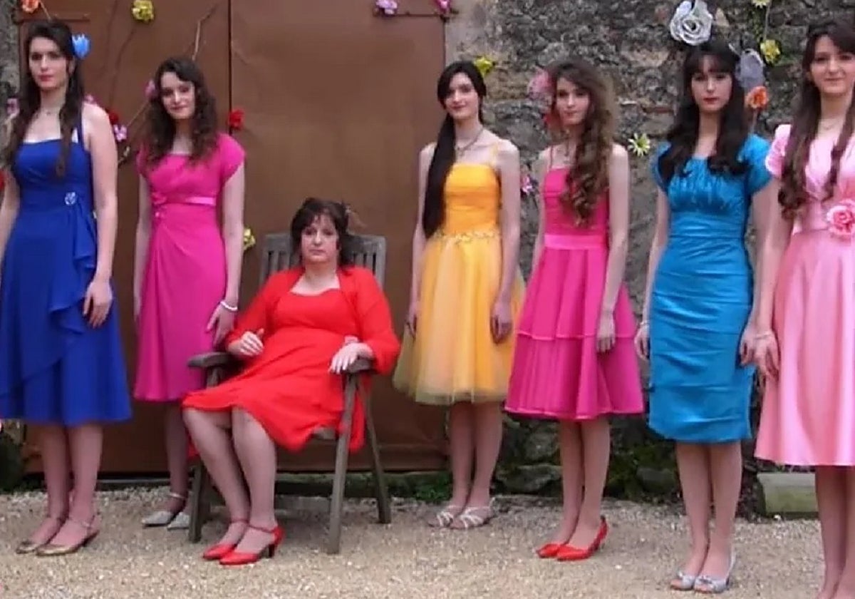 Flos Mariae con la matriarca de la familia, Carmen Durán