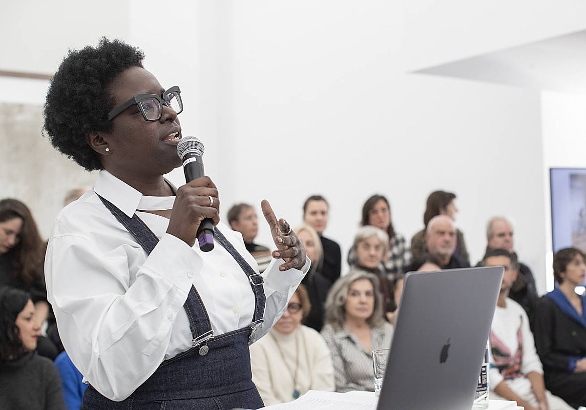 La directora del MACBA, Elvira Dyangani Ose, durante la presentación este martes del programa del MACBA