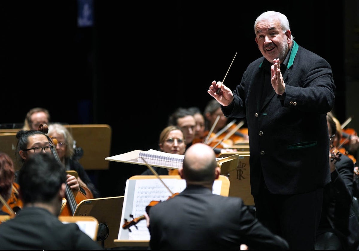 Marc Minkowski, durante el concierto