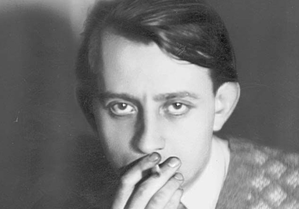 Malraux, en la imagen un joven novelista, escribiría una trilogía inspirada en Oriente Próximo