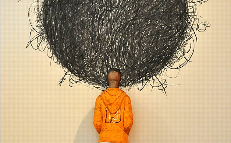 Imagen principal - Sobre estas líneas, algunas de las obras que integran la exposición