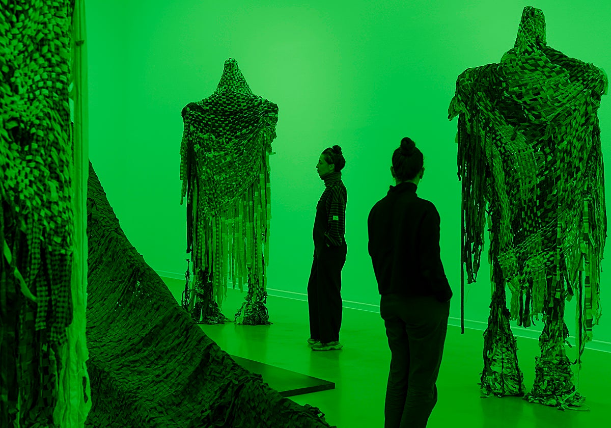 Instalación de Sandra Mujinga en las estancias de La Casa Encendida