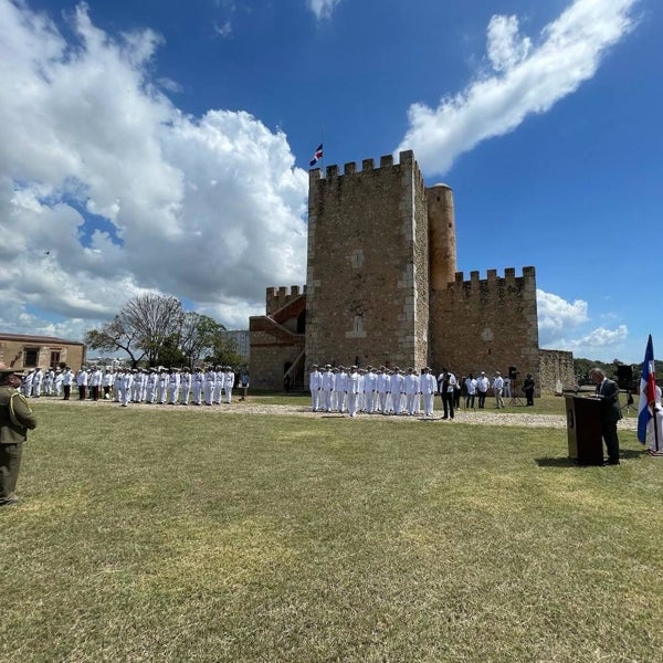 Honores para las más de 600 víctimas de dos galeones españoles, 300 años después