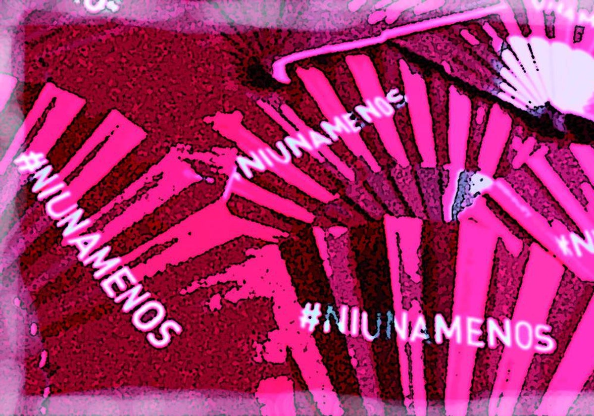 Abanicos exhibidos en los pasados premios Goya con el lema: #NiUnaMenos