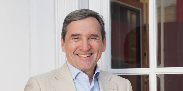 Roberto Corral'ın 'Gala de Hispania'sı, tarihi anlatılar için Edhasa ödülü