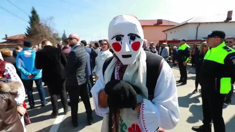 La comunidad búlgara de Targoviste celebra la Pascua de los Caballos