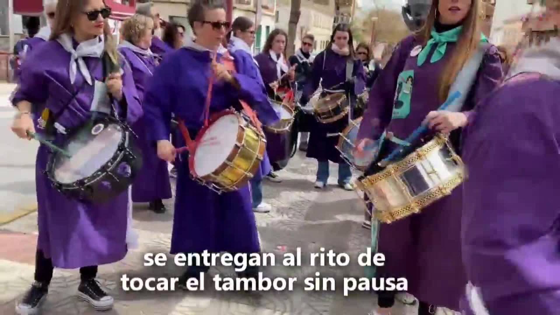 Tobarra no cambiará la hora hasta no cumplir 104 horas de tamborada