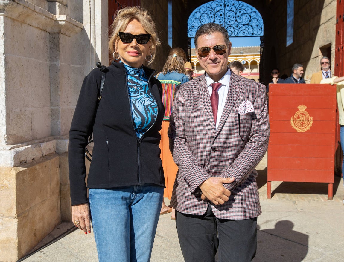 Doña Tomasina y Teodoro Gómez