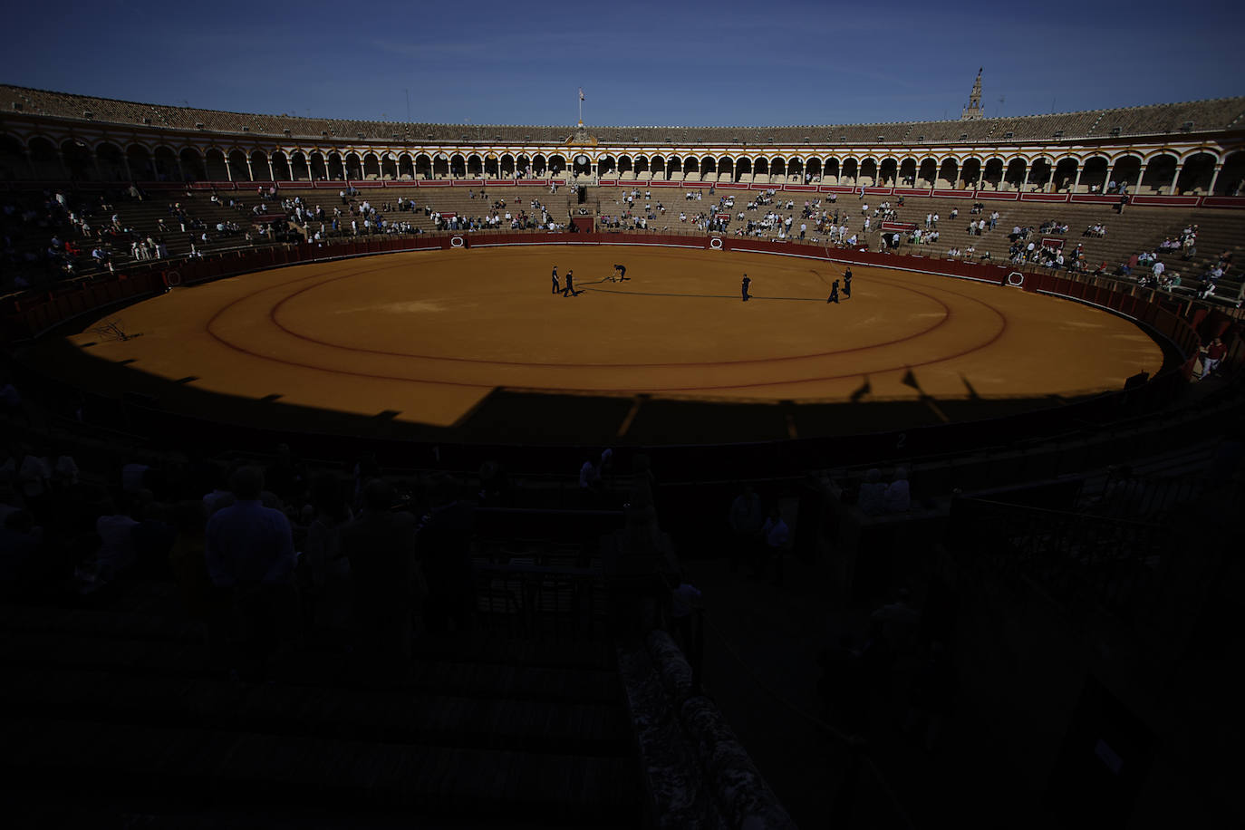 Corrida del 11 de abril en la Maestranza con los toreros Morante de la Puebla, José María Manzanares y Pablo Aguado