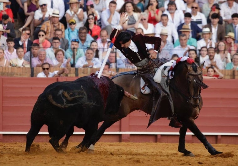 Diego Ventura ante Sardinero, el quinto, al que lidió con pasión y entrega