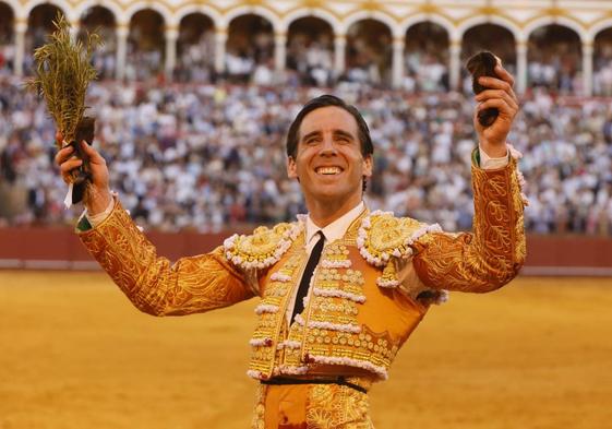 Toros en Sevilla: Ortega frena el reloj del toreo con una faena de ensueño y Luque extrae un imposible