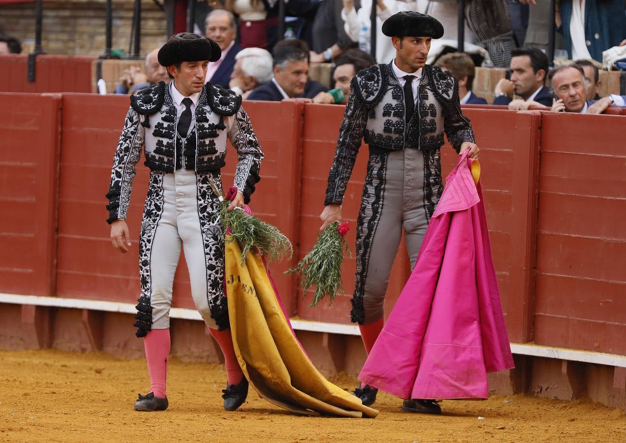 Detalles de la última corrida de toros de la Feria de Abril de Sevilla