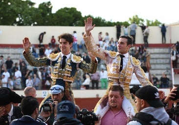 Molina y Víctor Hernández, a hombros de la mayoría social
