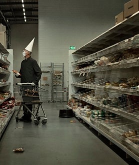 Imagen secundaria 2 - De arriba abajo, 'Auf dem See' (2020), de la serie 'Im Wald' y dos obras del conjunto 'April Fool'