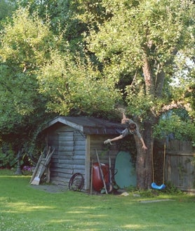 Imagen secundaria 2 - De arriba abajo, 'The thinker';  'Jeff Wall after 'Landscape Manual'; y 'Boy Falls from Tree'