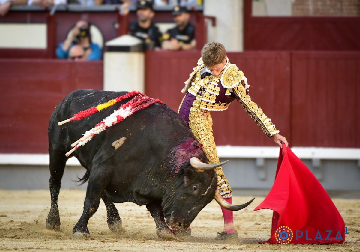 Borja Jiménez con el tercero