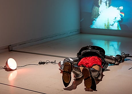 Imagen secundaria 1 - Algunas de las obras de la muestra 'Un contínuum común indefinidamente liso'