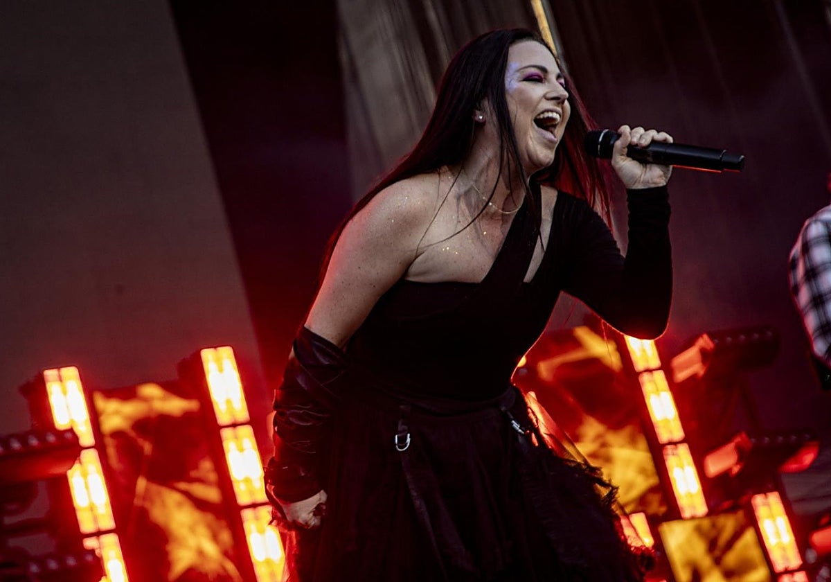 Amy Lee, durante su concierto con Evanescence en el Festival Alma Occident Madrid, el pasado sábado