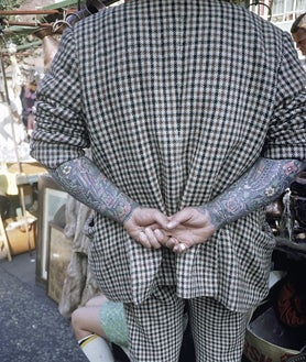 Imagen secundaria 2 - De arriba abajo, 'Semana Santa, Málaga, España' (1967); 'Londres, Inglaterra' (1967) y 'Londres, Inglaterra' (1966)