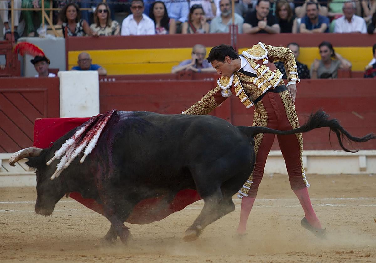 Toros hoy, miércoles, en Pamplona por San Fermín: quién torea, dónde ver en televisión y online, cartel y horario