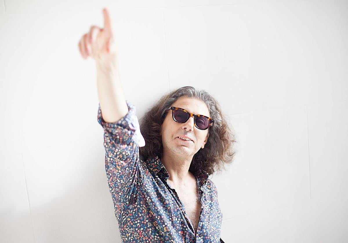 El filósofo francés Éric Sadin, autor del ensayo 'La vida espectral'