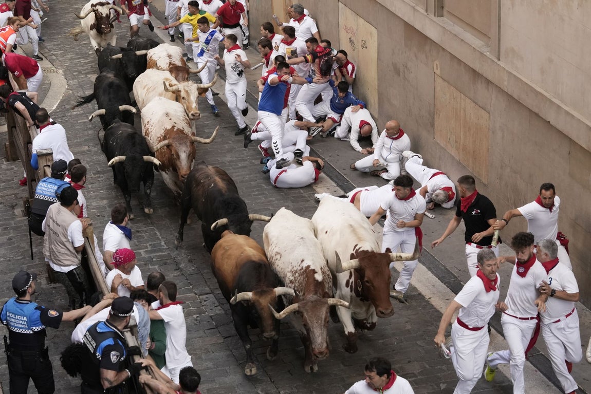 Los toros en la cuesta de Santo Domingo