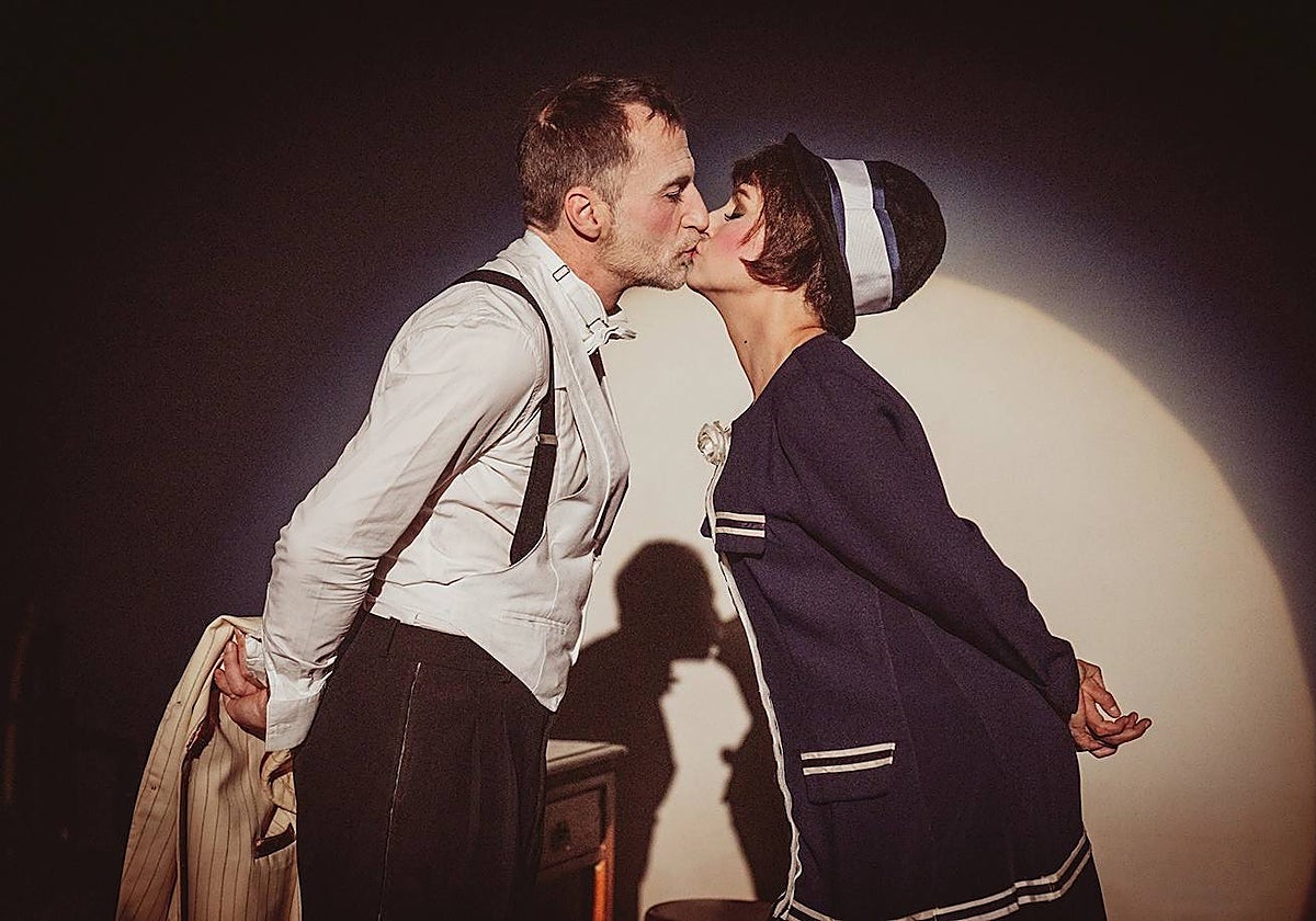 Alfonso Mendiguchía y Patricia Estremera, en una imagen de la obra